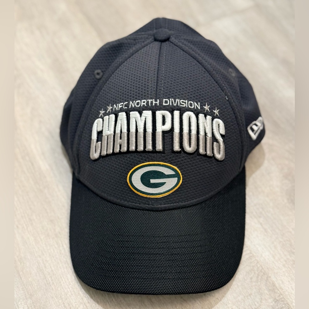 New Era Green Bay Packers NFC North Champions New Era 9Forty Hat
Snapback cap